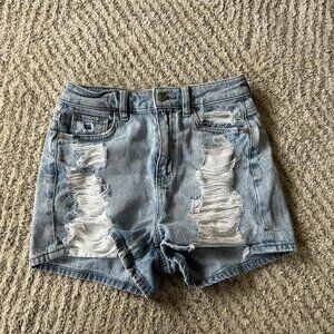 American Eagle Distressed Mom Shorts!